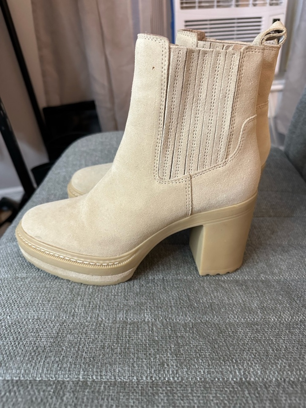 Steve Madden Platform Chelsea Booties in Light Beige